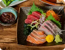 旨味尽くし！濃厚カニ味噌バーニャと金沢牡蠣おでんコース